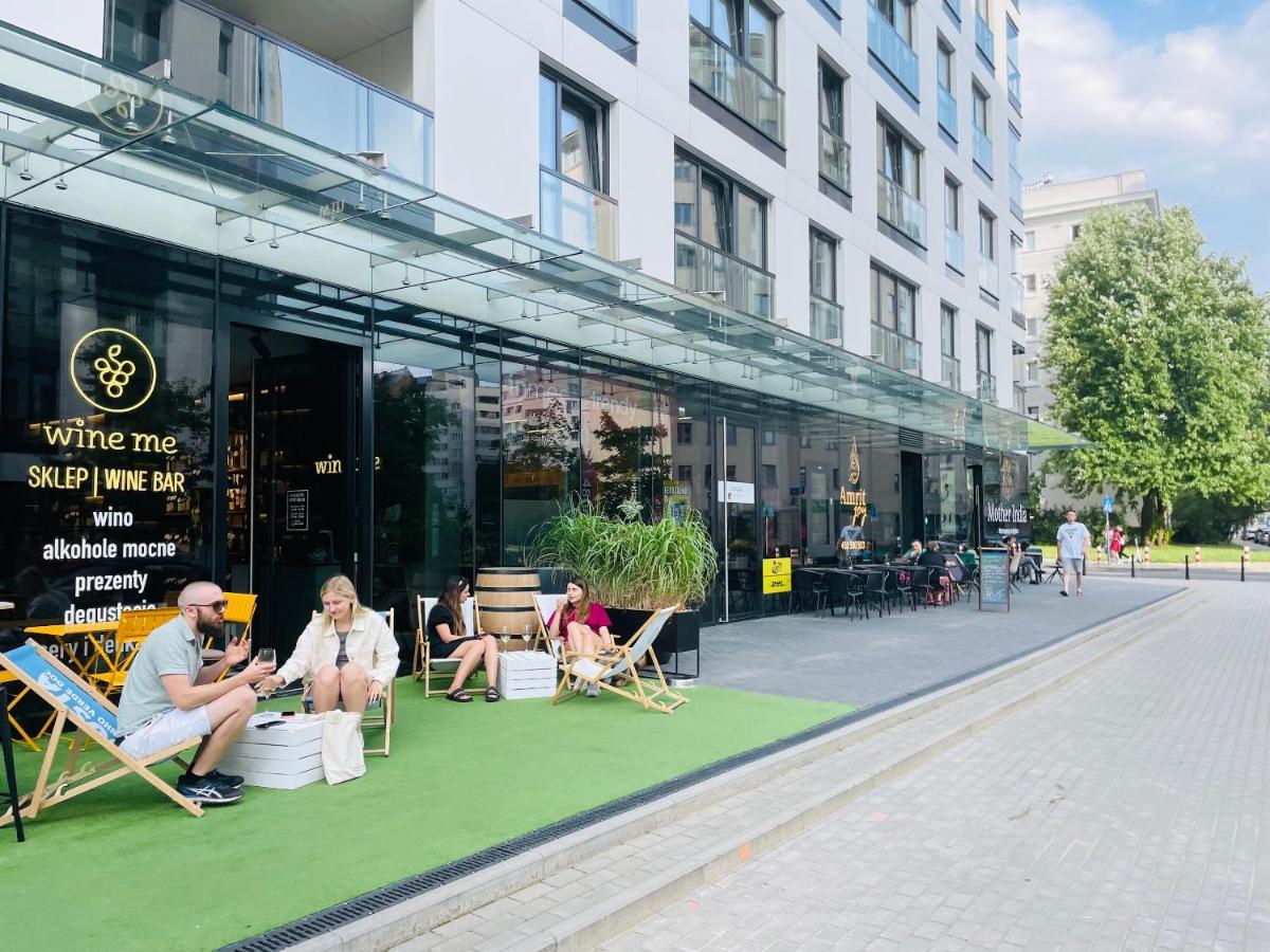 Luxury 4-Bedroom Apartment In Centre - Self-Check In & Fast Wifi Warsaw Exterior photo