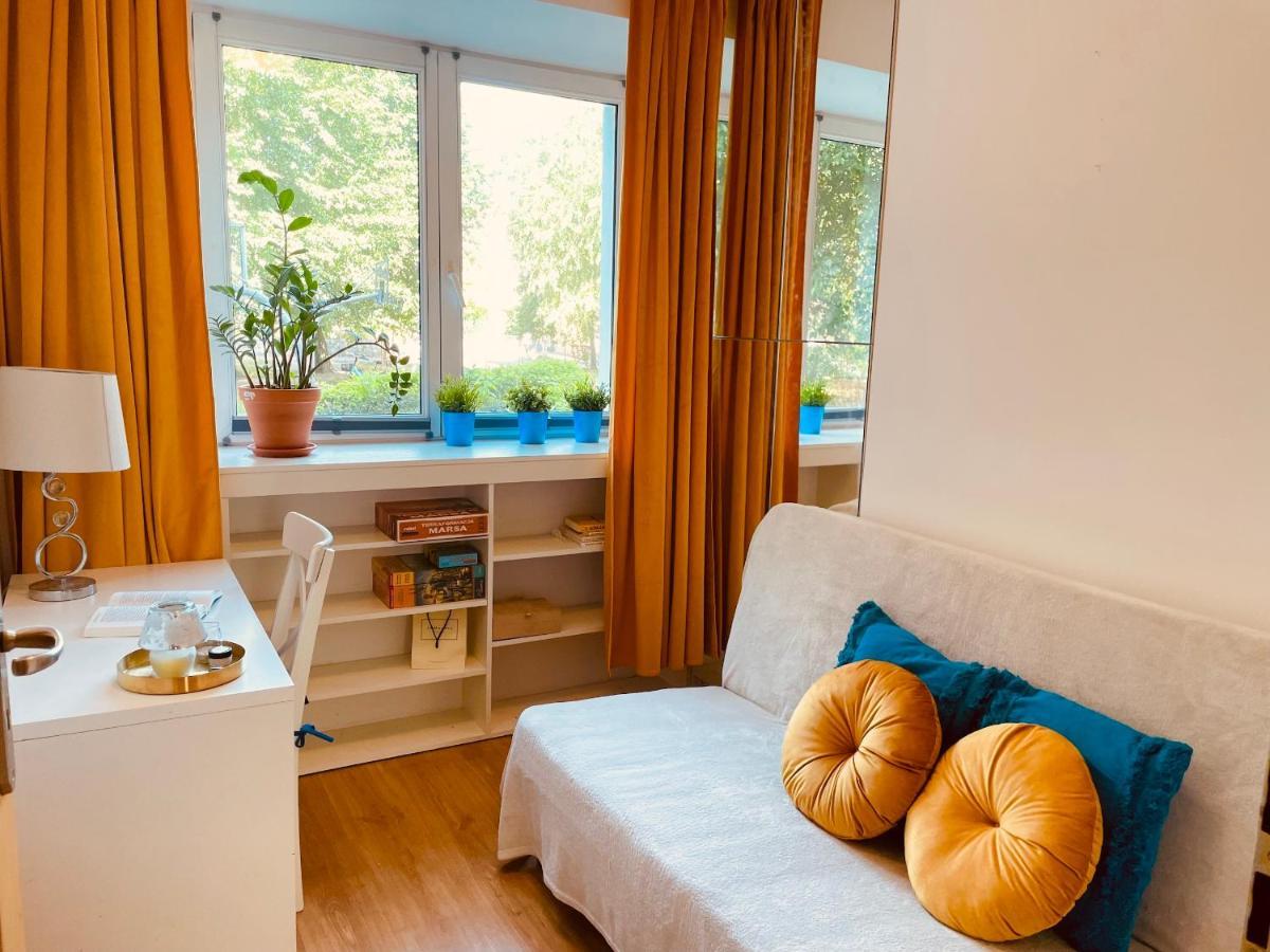 Luxury 4-Bedroom Apartment In Centre - Self-Check In & Fast Wifi Warsaw Exterior photo