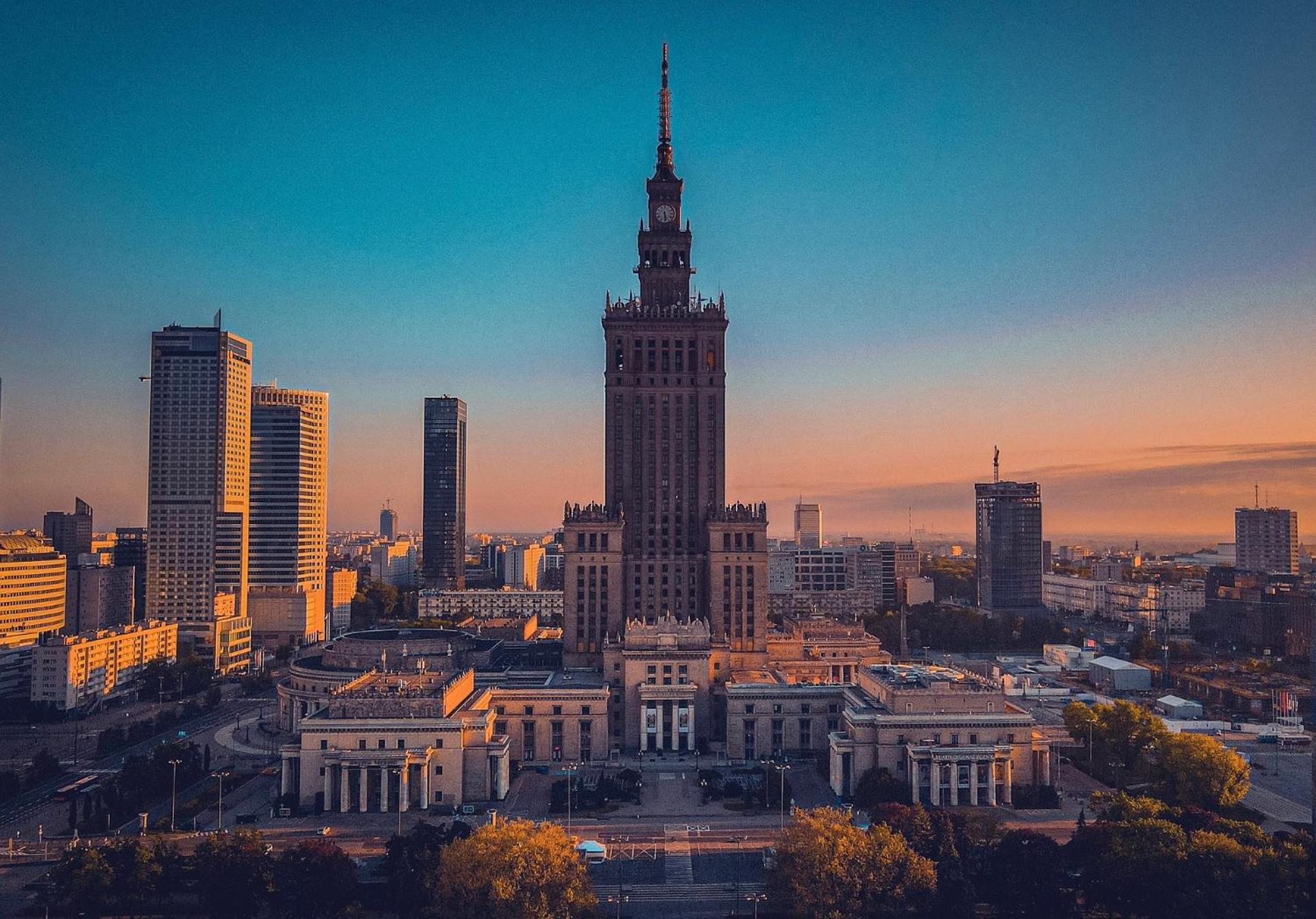Luxury 4-Bedroom Apartment In Centre - Self-Check In & Fast Wifi Warsaw Exterior photo